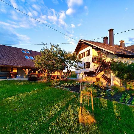 Tourist Farm Strle With Great Local Food Villa Cerknica Exterior foto